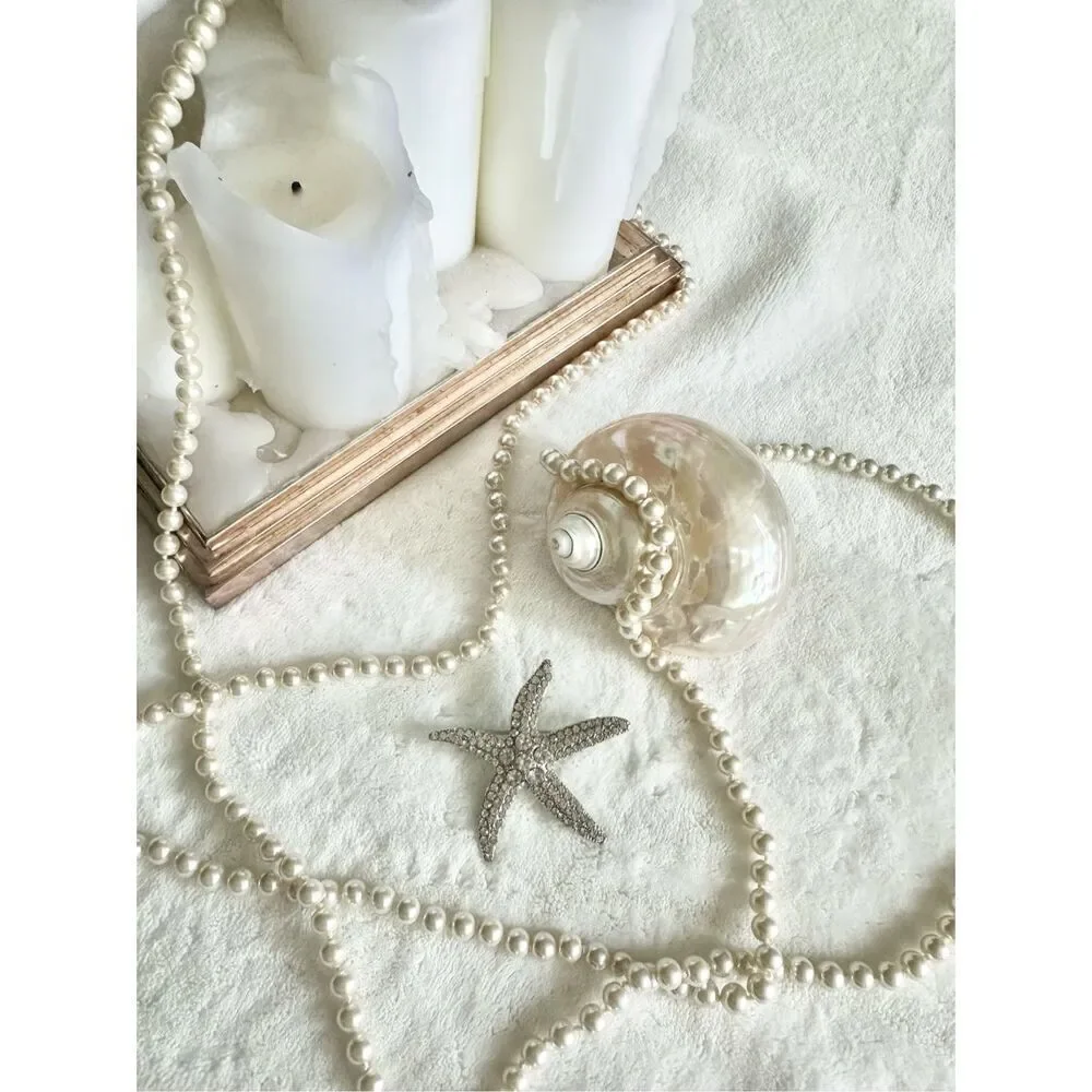 Silver color rhinestone starfish brooch ￼
